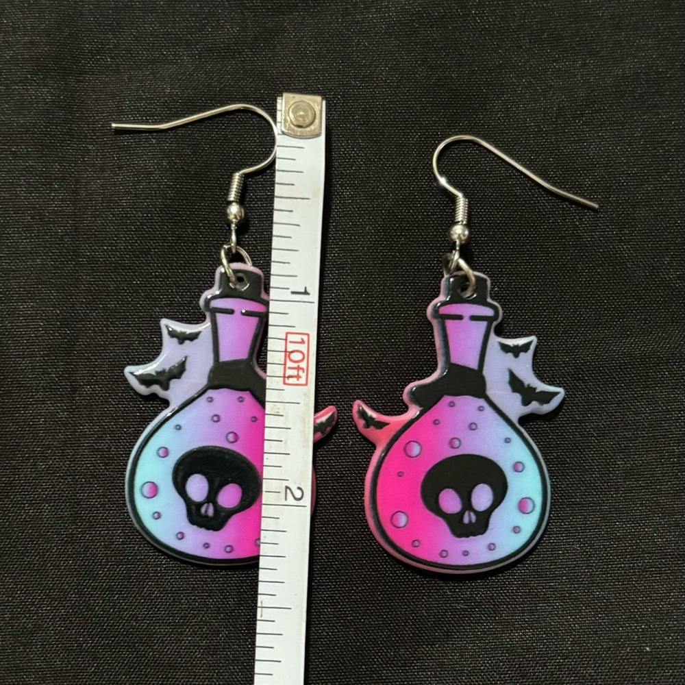 Earrings - Picture 2 of 2